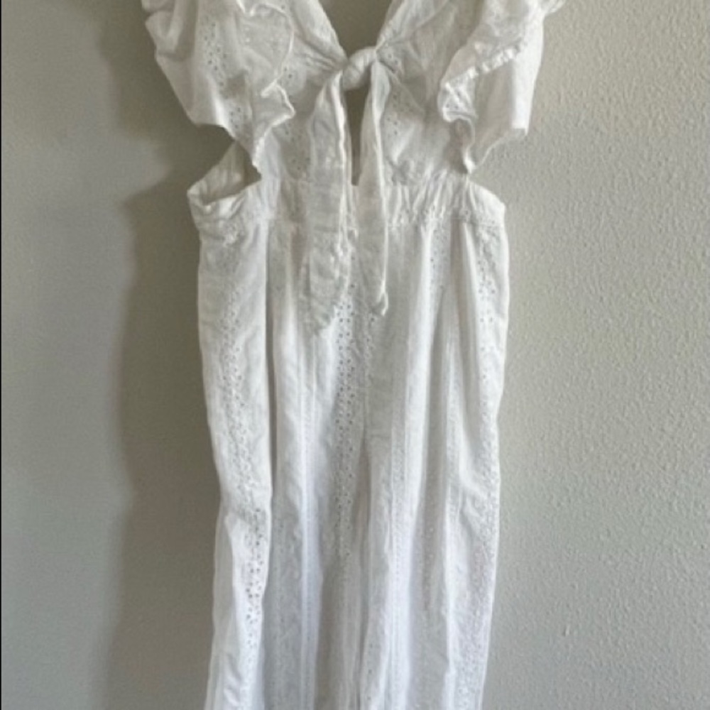 White Tie Front Romper - Picture 4 of 6